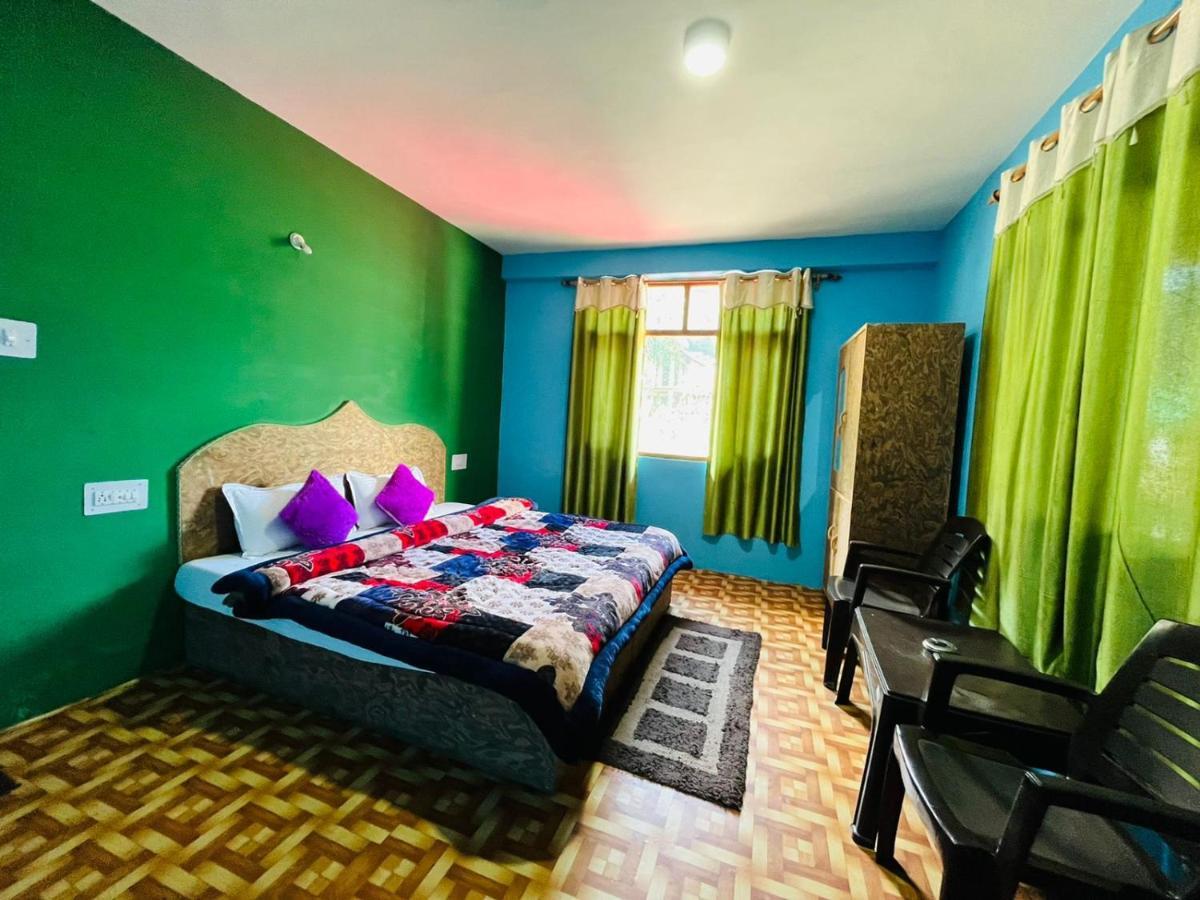 Non Stop Cafe Hostel & Stay มะนาลี ภายนอก รูปภาพ