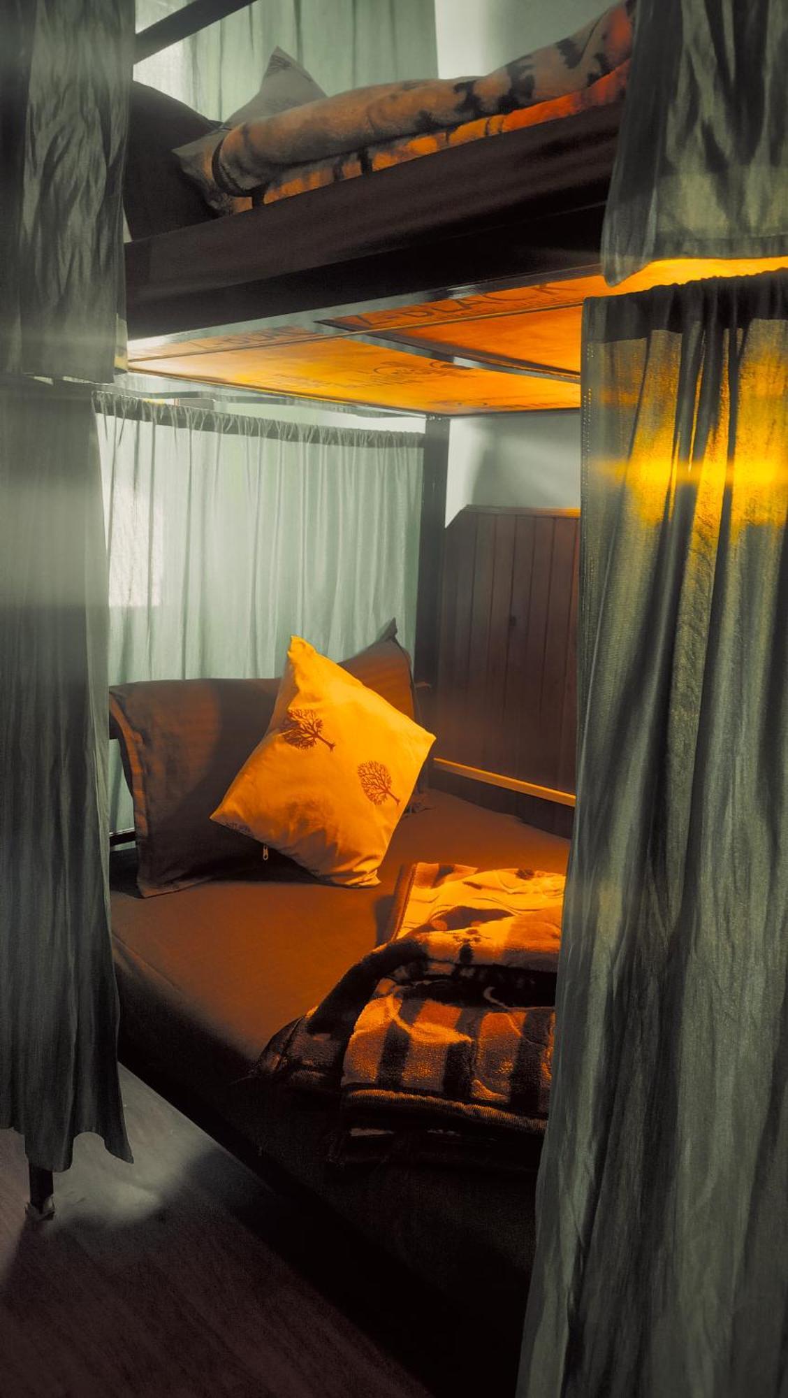 Non Stop Cafe Hostel & Stay มะนาลี ภายนอก รูปภาพ